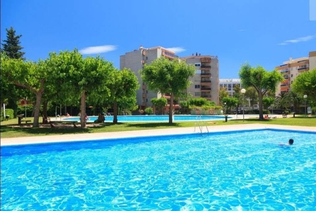 Palm Mediterrani Salou Bagian luar foto